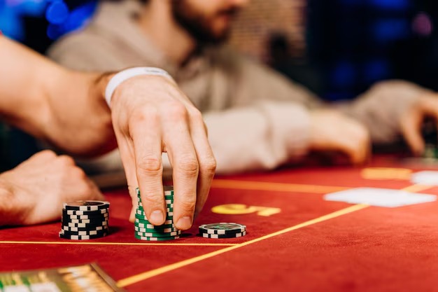fomo toto Monopoly Live player interface with live stream and chat